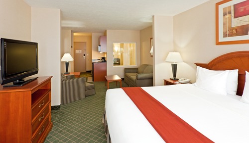 Suite, 1 King Bed, Jetted Tub