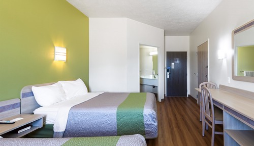 Standard Room, 2 Double Beds, Non Smoking