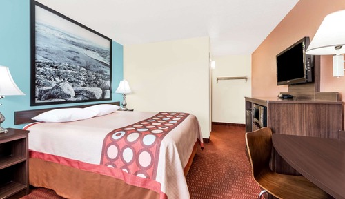 Standard Room, 1 Queen Bed, Smoking