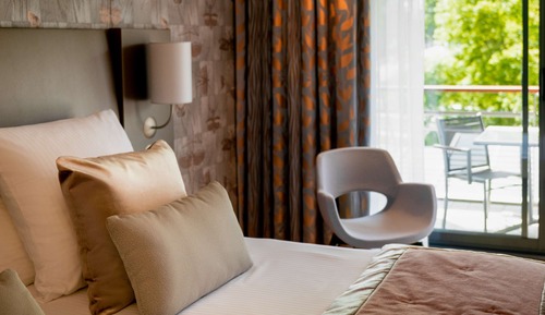 Superior Room, 1 King Bed, Terrace (Grounds view)