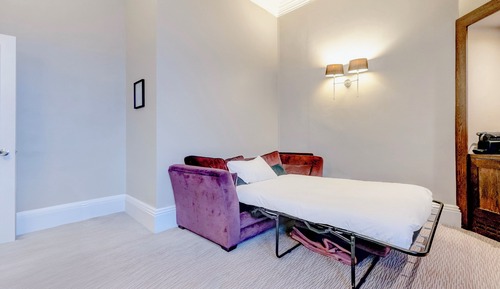 Deluxe Triple Room, 1 Double Bed