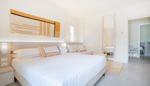 Junior Suite, 1 Bedroom, Non Smoking, Balcony