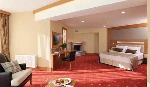 Exclusive Room