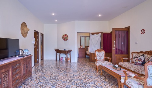 Deluxe Suite, 3 Bedrooms, 2 Bathrooms, Courtyard Area