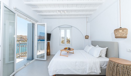 Luxury Villa, 4 Bedrooms, Private Pool, Sea Facing (1)