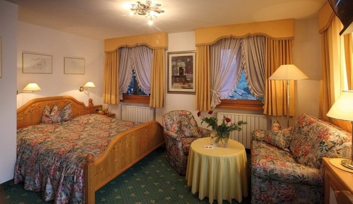 Classic Double Room