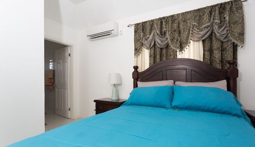 Luxury Apartment, 2 Bedrooms, Balcony, City View