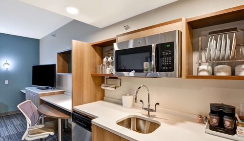 Studio, 2 Queen Beds, Accessible, Bathtub