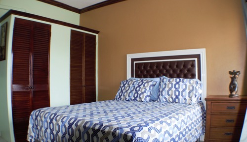Luxury Apartment, 2 Bedrooms, Mountain View