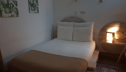 Double Room, Shared Bathroom (Coqueta 6)