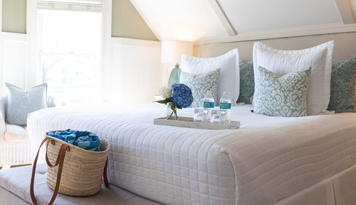 Deluxe Double Room, 1 King Bed, Partial Ocean View, Sea Facing