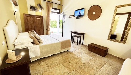 Comfort Triple Room