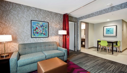 Suite, 1 King Bed, Accessible (Mobility & Hearing, Roll-in Shower)