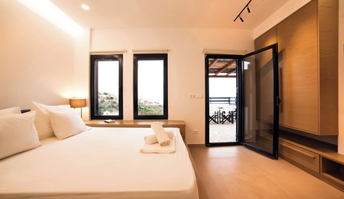 Panoramic Suite, Executive Level