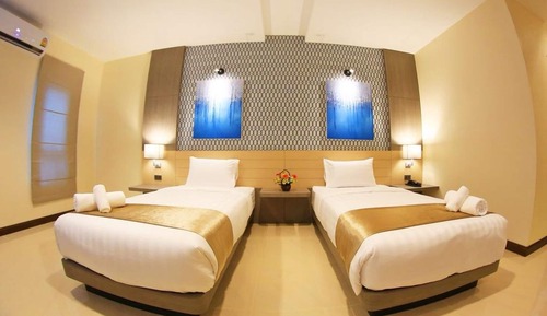 Deluxe Twin Room