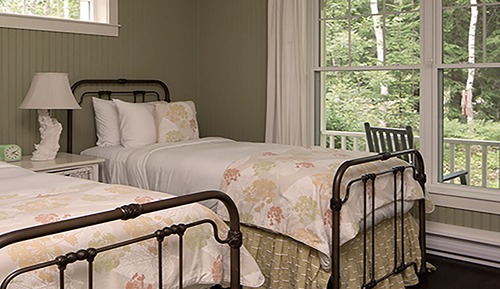 Cottage Single Story with Bunks