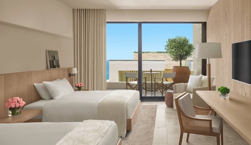 Deluxe Room, 2 Queen Beds, Non Smoking