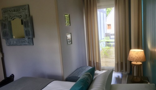 Standard Double Room, Ensuite (Célestine)