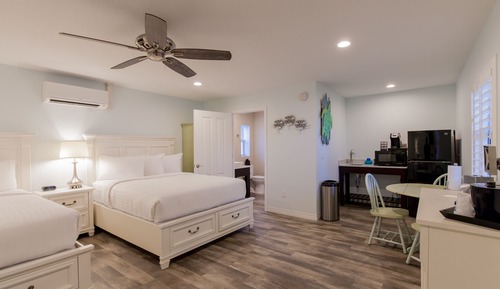 Family Double Queen Room