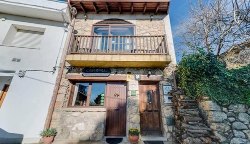 Family Apartment, 3 Bedrooms, Pets Allowed, Garden View