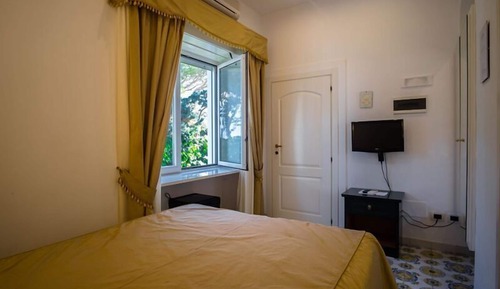 Standard Room, Garden View
