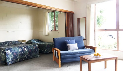 Family Studio, Garden Area