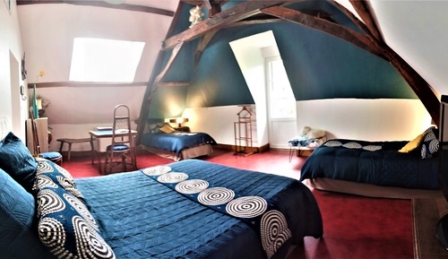 Room (Marc)