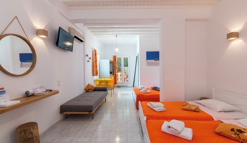 Classic Quadruple Room