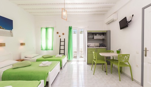 Triple Room