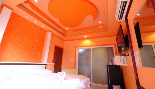 Superior Room, 1 King Bed, Non Smoking, Ensuite