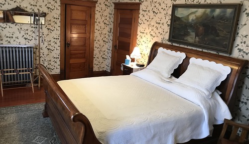 Gordon Room