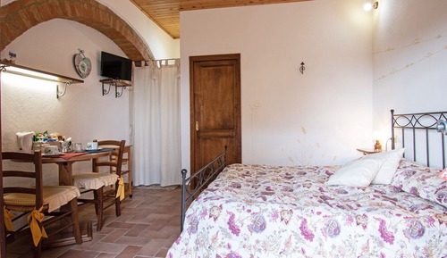 Traditional Double Room, Private Bathroom, Hill View