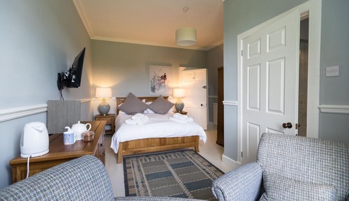 Deluxe Double Room (Hamilton)