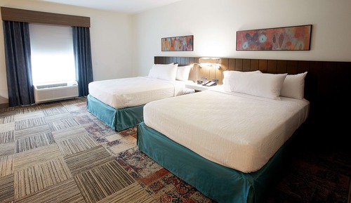 Room, 2 Queen Beds, Accessible, Bathtub (Mobility & Hearing)