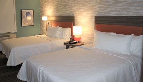 Studio, 2 Queen Beds, Accessible (Hearing)