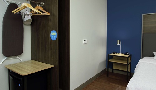 Room, 2 Queen Beds, Accessible (Hearing)