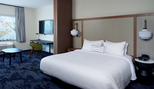 Suite, Multiple Beds (Hearing Accessible)