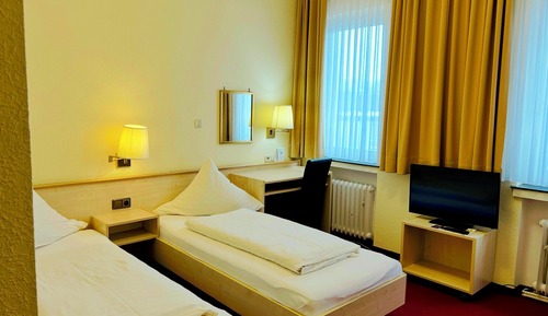 Classic Twin Room