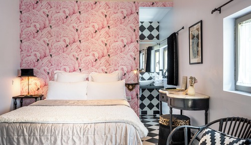 Design Double Room Single Use, 1 Double Bed, Private Bathroom, Garden View (MiniMaxi)