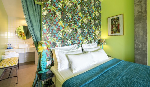 Elite Suite, 1 King Bed, Private Bathroom, Valley View (LimaLimón)