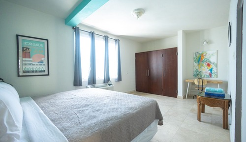 Signature Apartment, 1 King Bed, Non Smoking