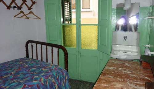 Single Room, Shared Bathroom