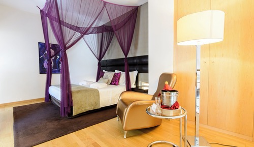Deluxe Studio Suite