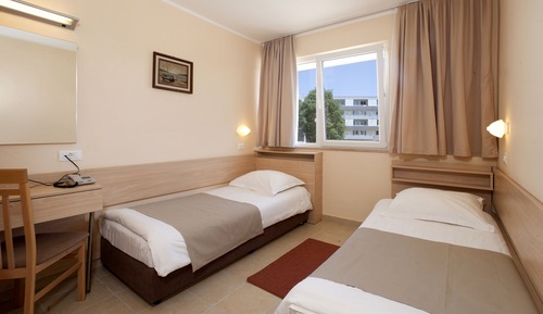 Classic room with balcony sea side