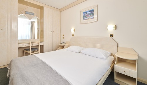 Suite with balcony, Sea side