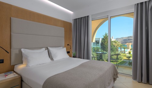 Suite, Garden View