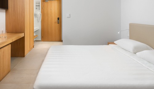 Deluxe Double Room, Resort View (Sharing pool)