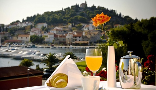 Economy Double Room, Partial Sea View