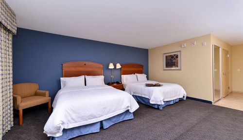 Room, 2 Queen Beds, Accessible, Non Smoking