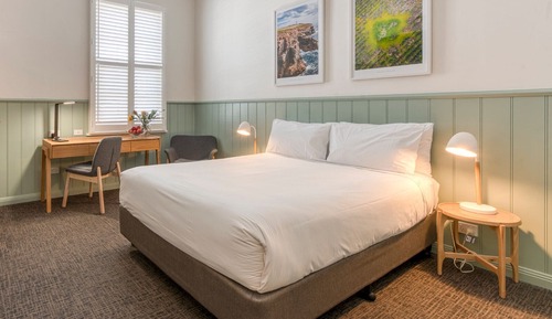 Heritage Standard Room